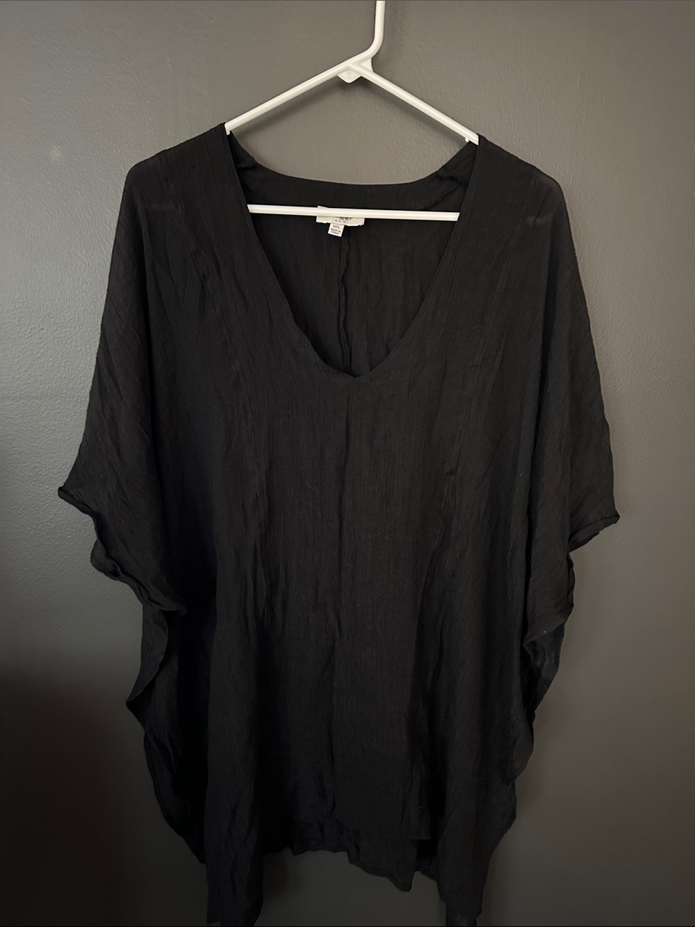 Umgee Black V-Neck Draped Tunic Top